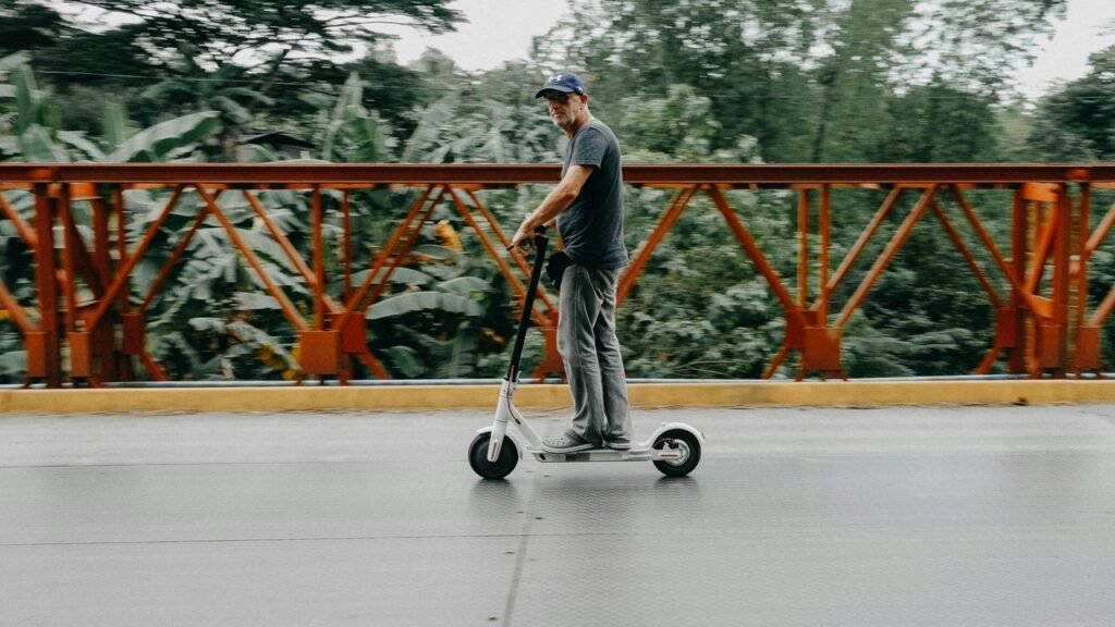 how electric scooters work